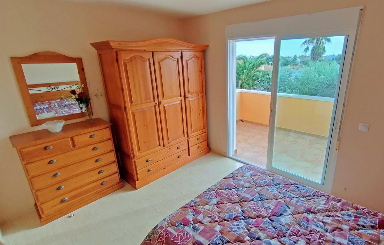 Xalet Amb Piscina Privada A Vinaros Villa Luaran gambar