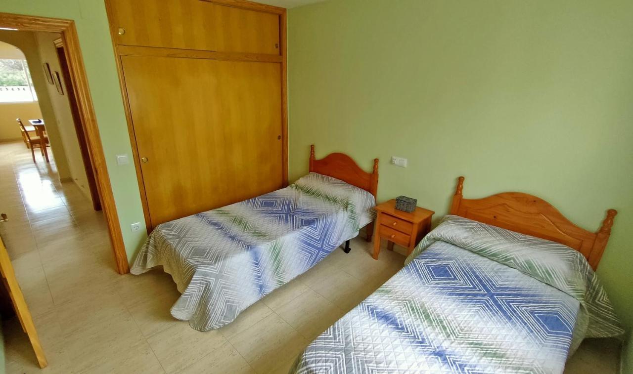 Xalet Amb Piscina Privada A Vinaros Villa Luaran gambar