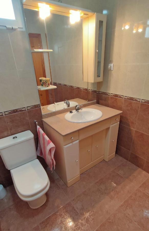Xalet Amb Piscina Privada A Vinaros Villa Luaran gambar