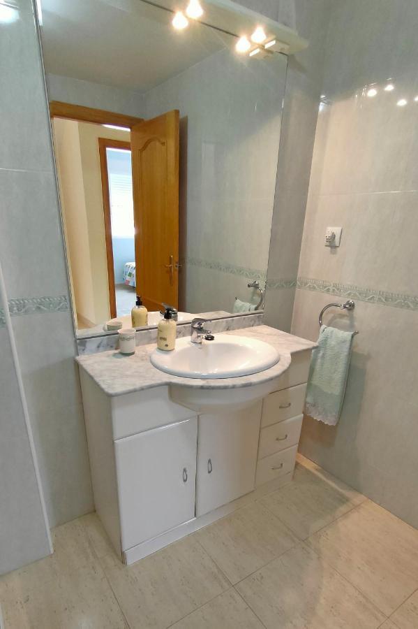 Xalet Amb Piscina Privada A Vinaros Villa Luaran gambar